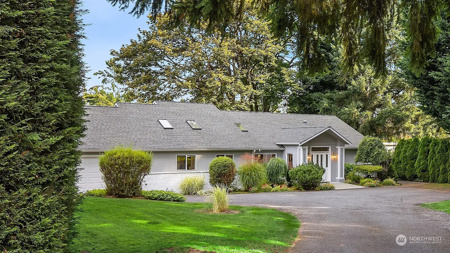 11302 E Riverside Drive photo 1