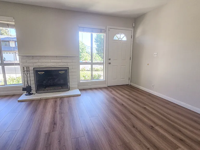 3105 Lodgewood St — Photo 117