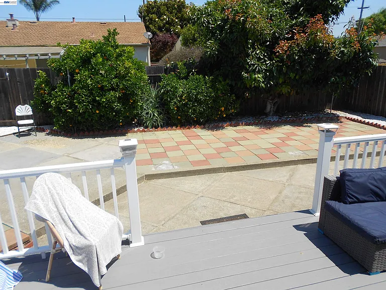 1257 Henderson Ln — Photo 22