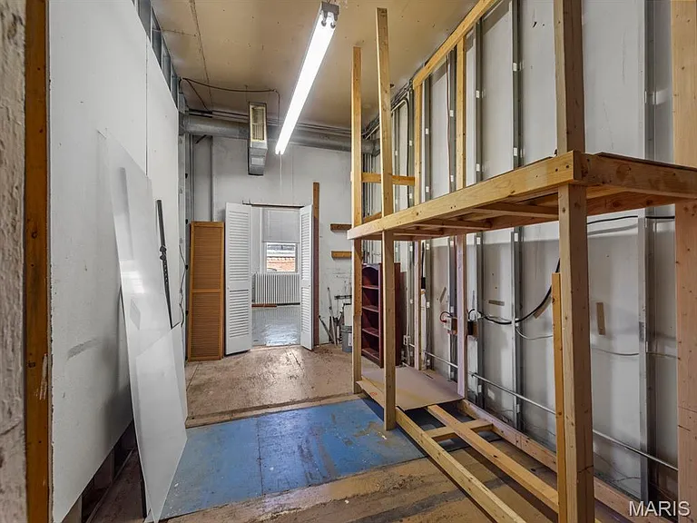 1007 Russell Blvd — Photo 24