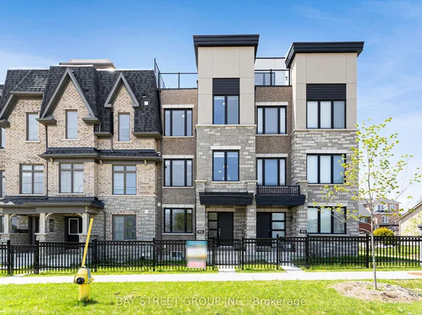 9712 Kennedy Rd, Markham, ON L6C 3J8