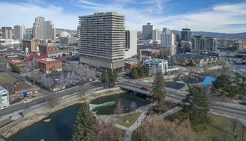 100 N Arlington Ave Photo 1
