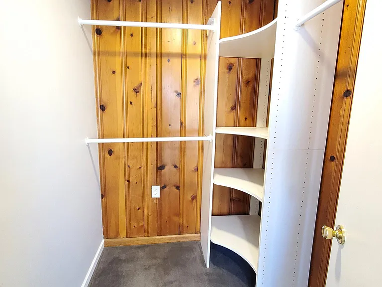 2742 W Montrose Ave #2 — Photo 14