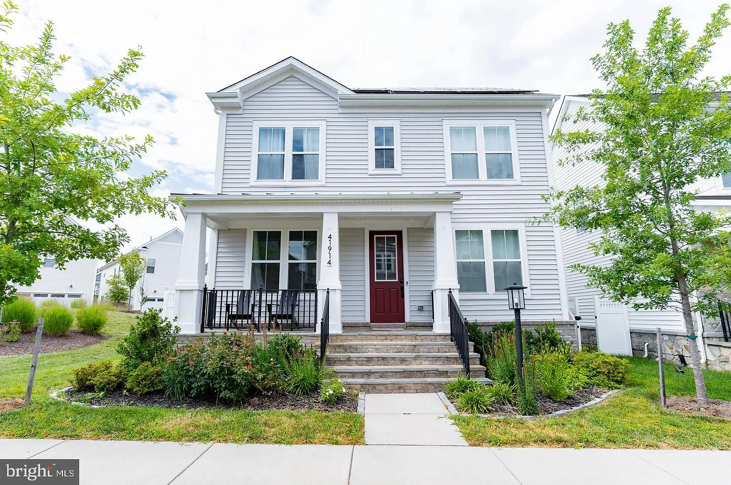 4 bed, 3.5 bath, 4060 sqft, $4,500 — Photo 1