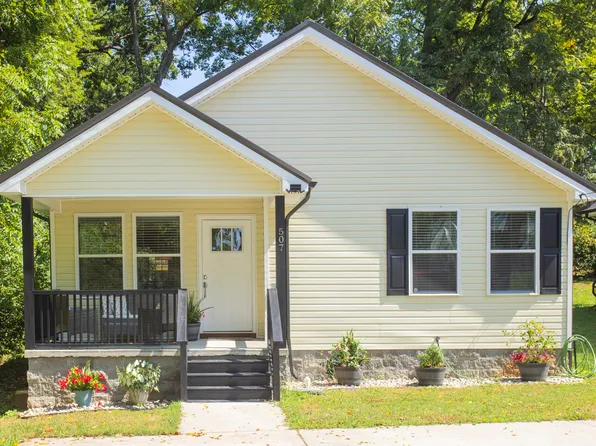 507 W Chestnut St, Dickson, TN 37055
