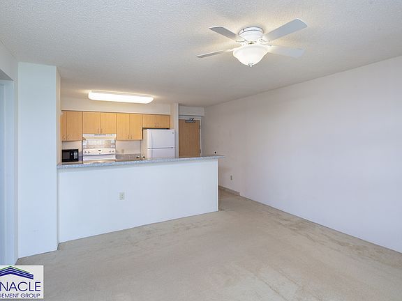 3rd image of 1315 Kalakaua Ave APT 1911