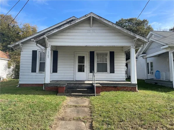 1109 Adams St, High Point, NC 27262