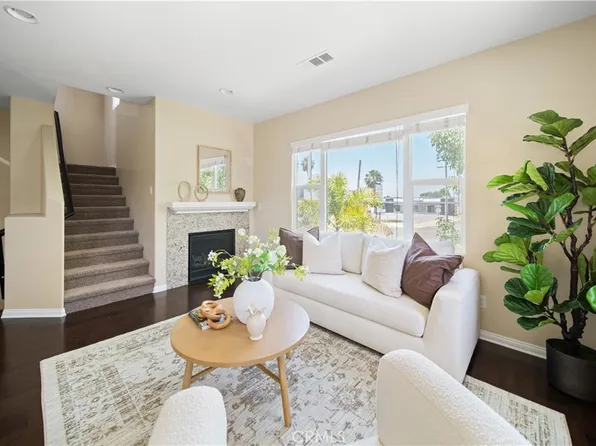 6168 Lincoln Ave, Cypress, CA 90630