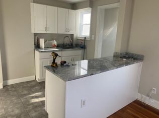 16 Admiral Blvd, Dundalk, MD 21222