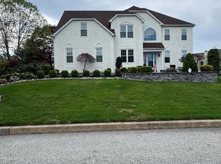 3 Barleycorn Dr, Broomall, PA 19008