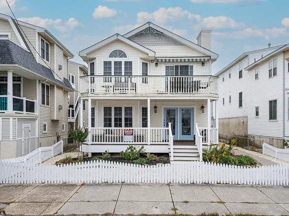 1113 Central Ave #1, Ocean City, NJ 08226