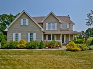 4 Azalea Ct, Broad Brook, CT 06016