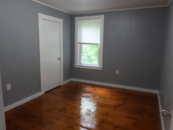 348 Fairmount St #3-1-2, Fitchburg, MA 01420