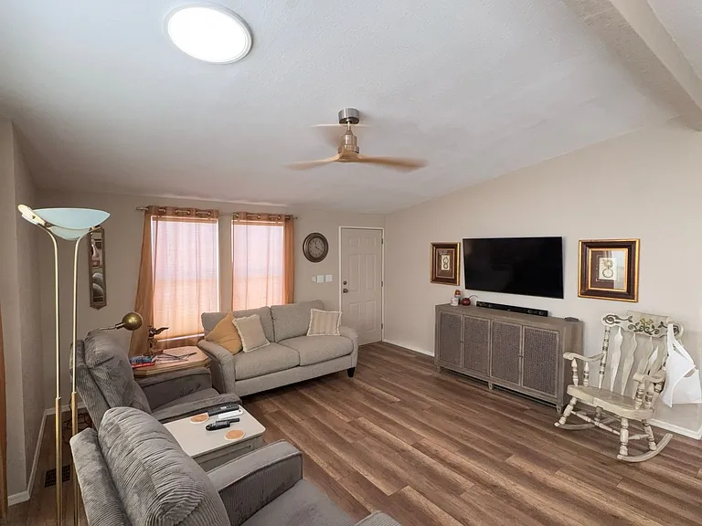 5735 E McDowell Rd #456 — Photo 4