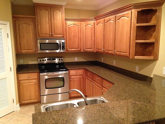 Kitchen granite