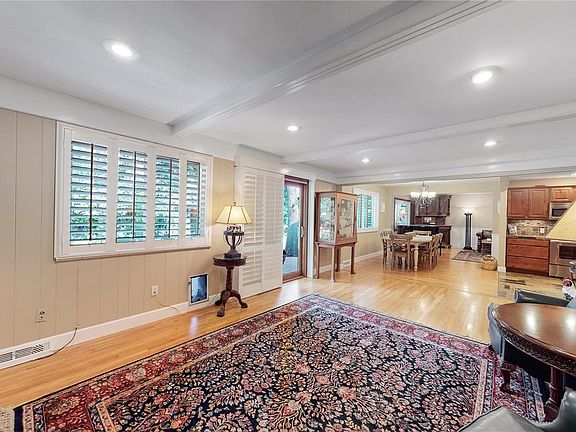 5th image of 7214 S Kendall Court