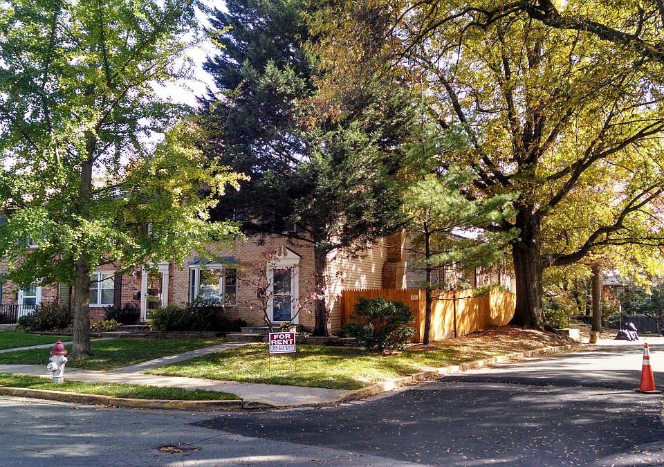 233 Gundry Dr, Falls Church, VA 22046 Zillow