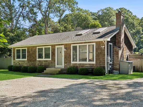 33 Corbin Ave