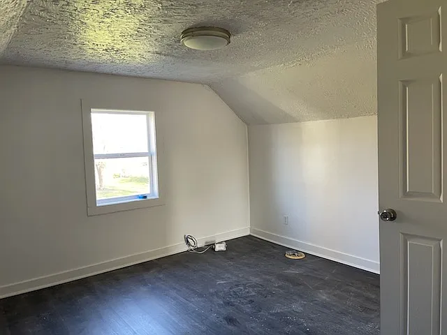 2201 E Harvard Ave — Photo 11
