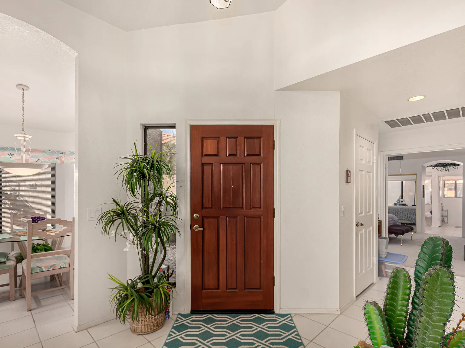 3 bed, 1859 sqft, $3,000 — Photo 4