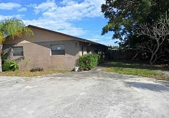 1st image of 262 Jennings Ave