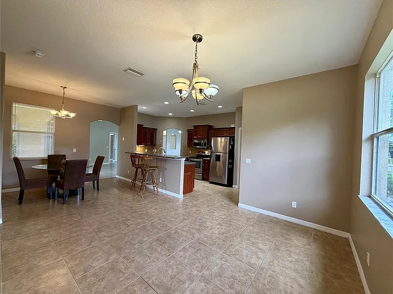 1204 S San Mateo Dr — Photo 22