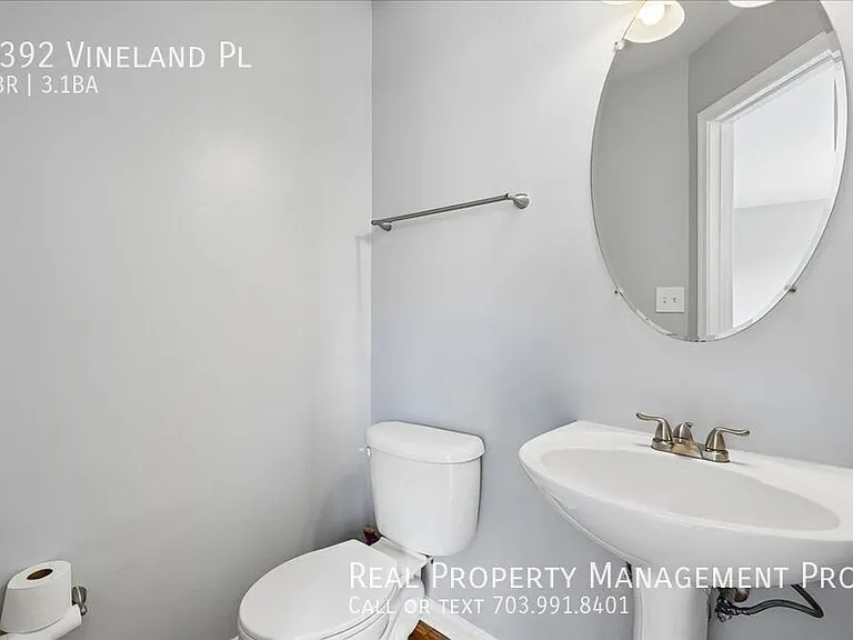 3392 Vineland Pl — Photo 7