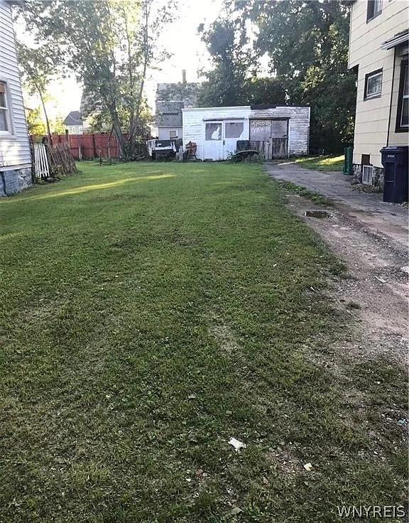 109 Mayer Ave #15 photo 1