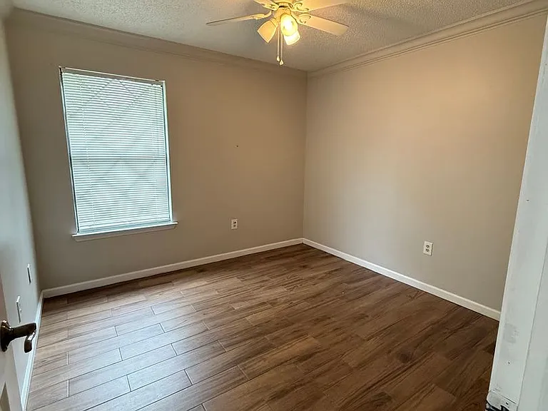 1718 Bennetts End — Photo 10