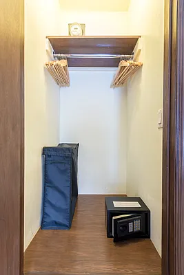 Rented by Townhouse Apartments | media 14