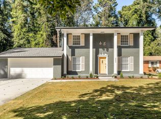 2205 Green Forrest Dr, Decatur, GA 30032