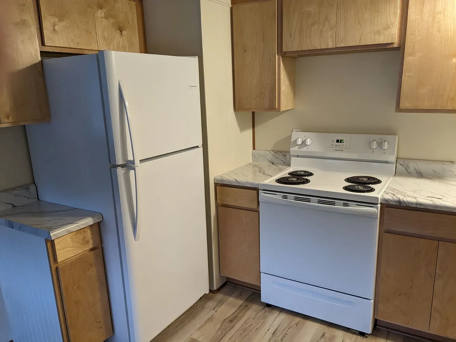 3 bed, 1500 sqft, $1,300 — Photo 3