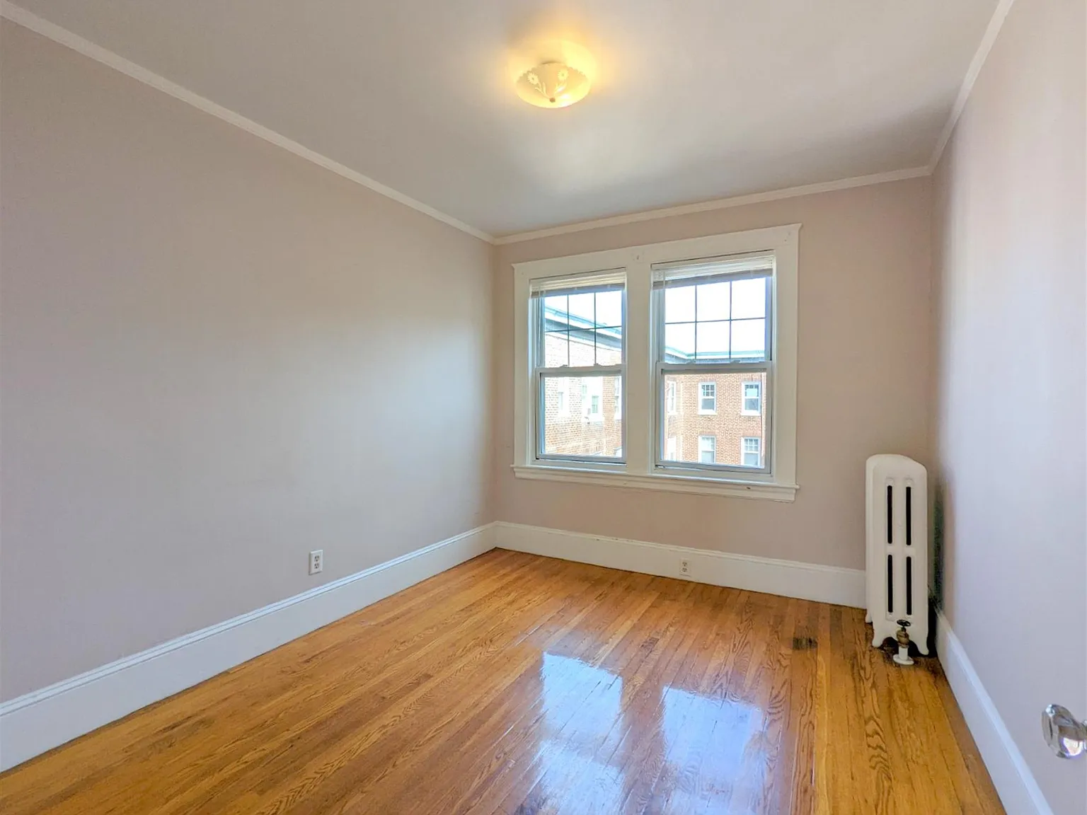 2 bed, 999 sqft, $2,800 — Photo 3