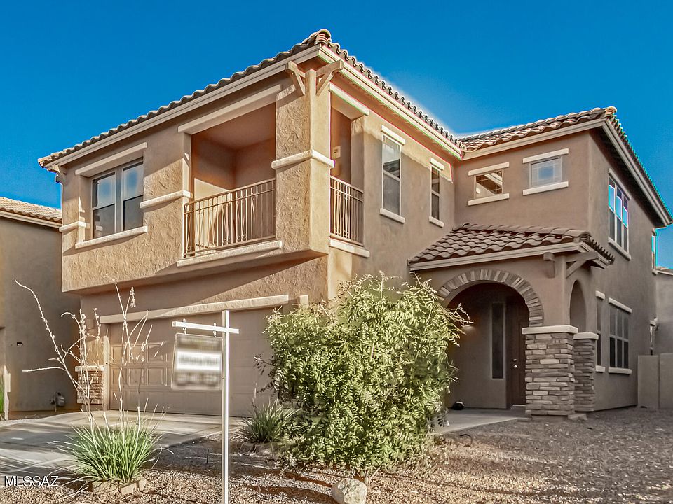1st image of 149 W Camino Fuste
