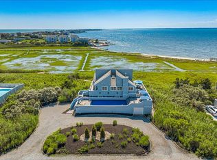 556 Dune Rd, Westhampton, NY 11978