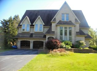 56 Denell Dr, Crete, IL 60417