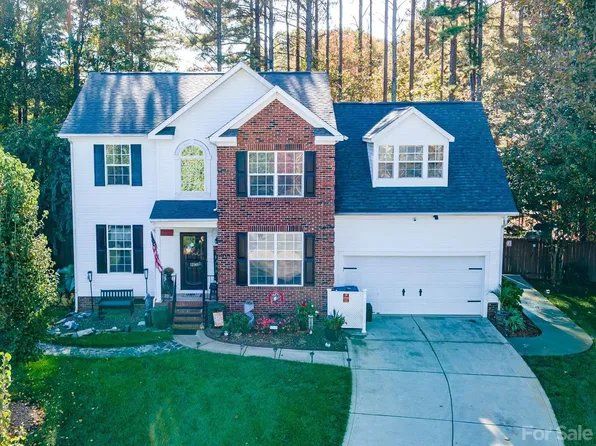 12141 Stone Forest Dr, Pineville, NC 28134