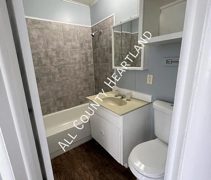 119 S K Ave — Photo 8