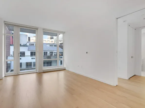 133 West 22nd Street image 1 of 19