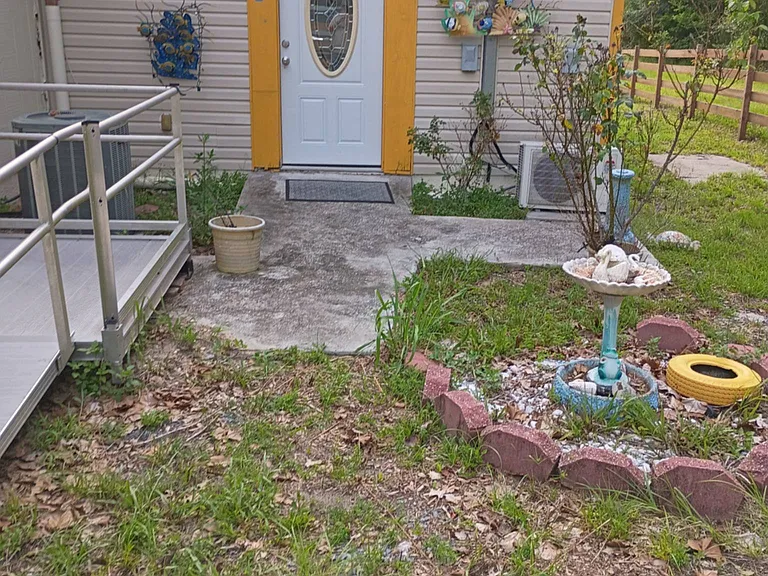 1711 N Croft Ave — Photo 22