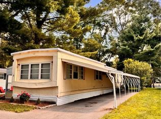 3 Starwood Dr, Rochester, NY 14625