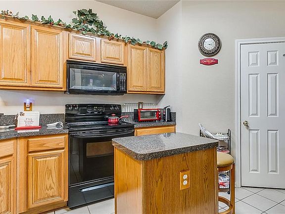 5th image of 900 Mesa Vista Dr
