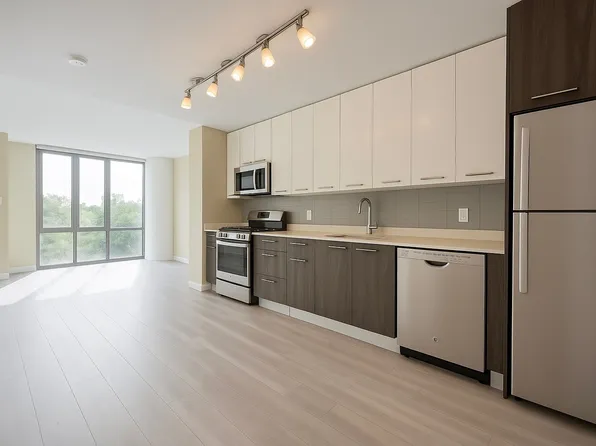 1524 Sheepshead Bay Road image 6 of 23