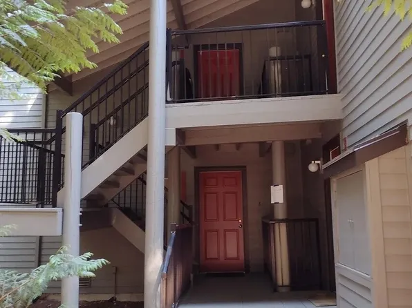 8016 145th Avenue NE, Redmond, WA 98052