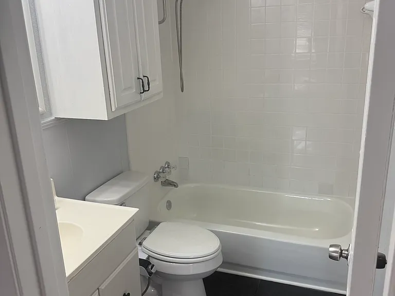 609 S Fannin St — Photo 13