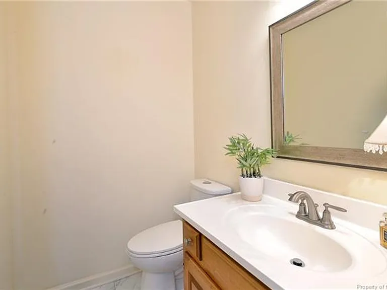 5101 Salisbury Mews — Photo 13