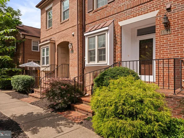 1104 N Taylor St, Arlington, VA 22201
