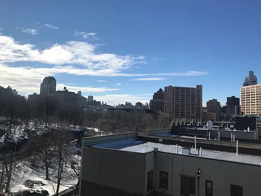 Rented by Sandra Ospina, Licensed Real Estate Broker | media 27