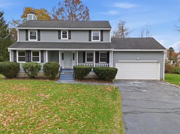 1 Bridle Path Ln, Methuen, MA 01844