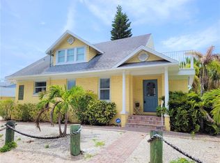 12217 Sunshine Ln, Treasure Island, FL 33706